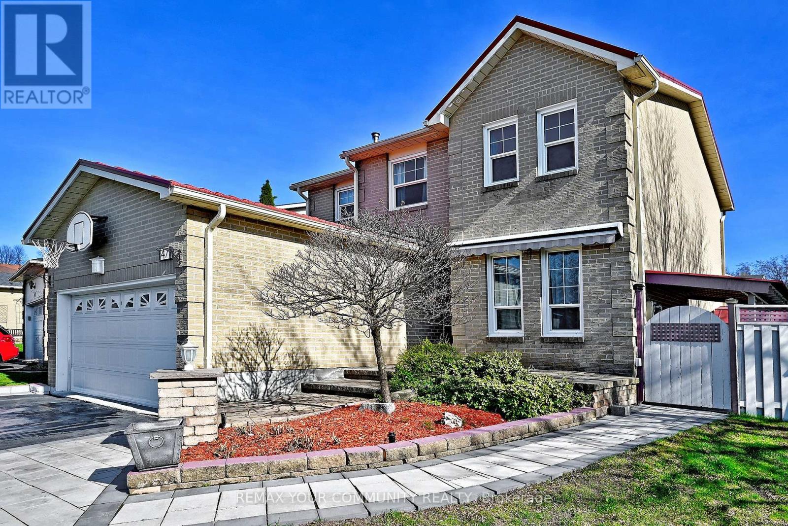 47 Reed Drive, Ajax, Ontario  L1S 5S2 - Photo 3 - E13067194