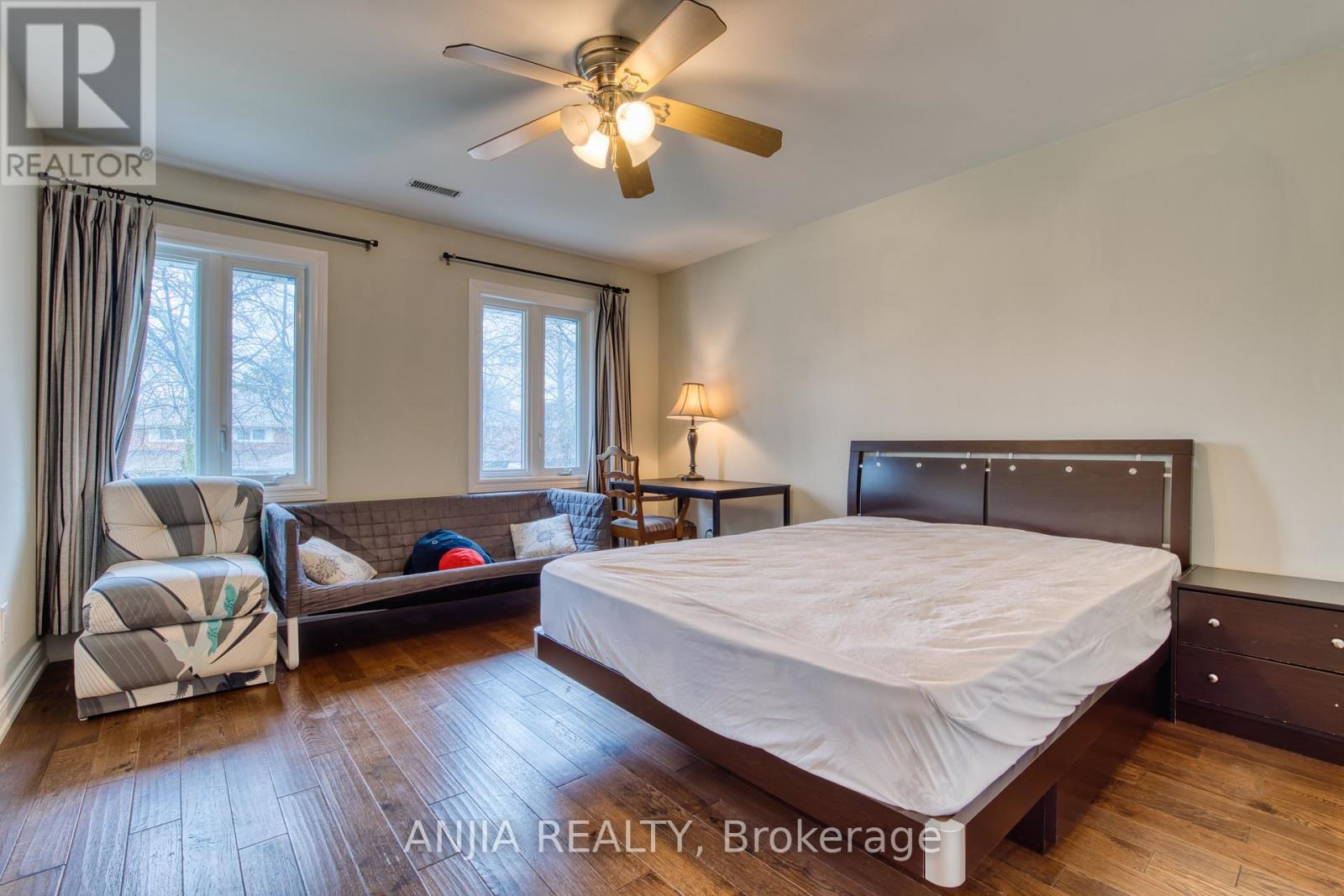 Second Floor - 37 Allangrove Crescent, Toronto, Ontario  M1W 1S4 - Photo 5 - E13067260