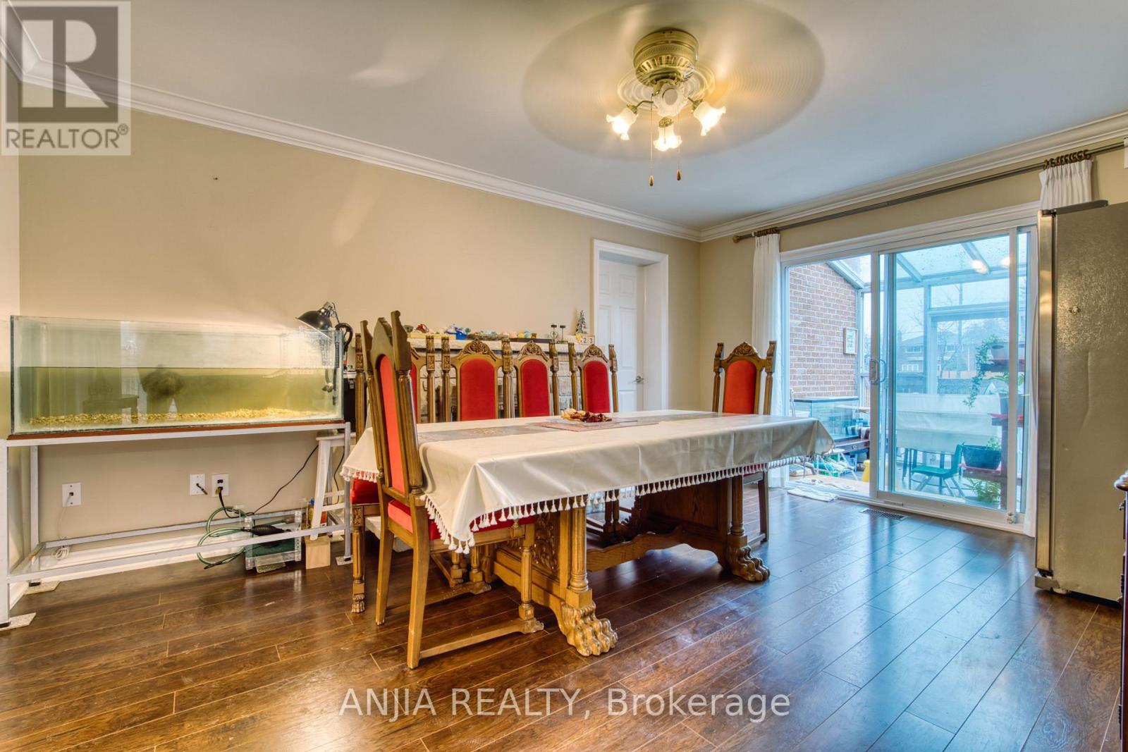 Second Floor - 37 Allangrove Crescent, Toronto, Ontario  M1W 1S4 - Photo 8 - E13067260