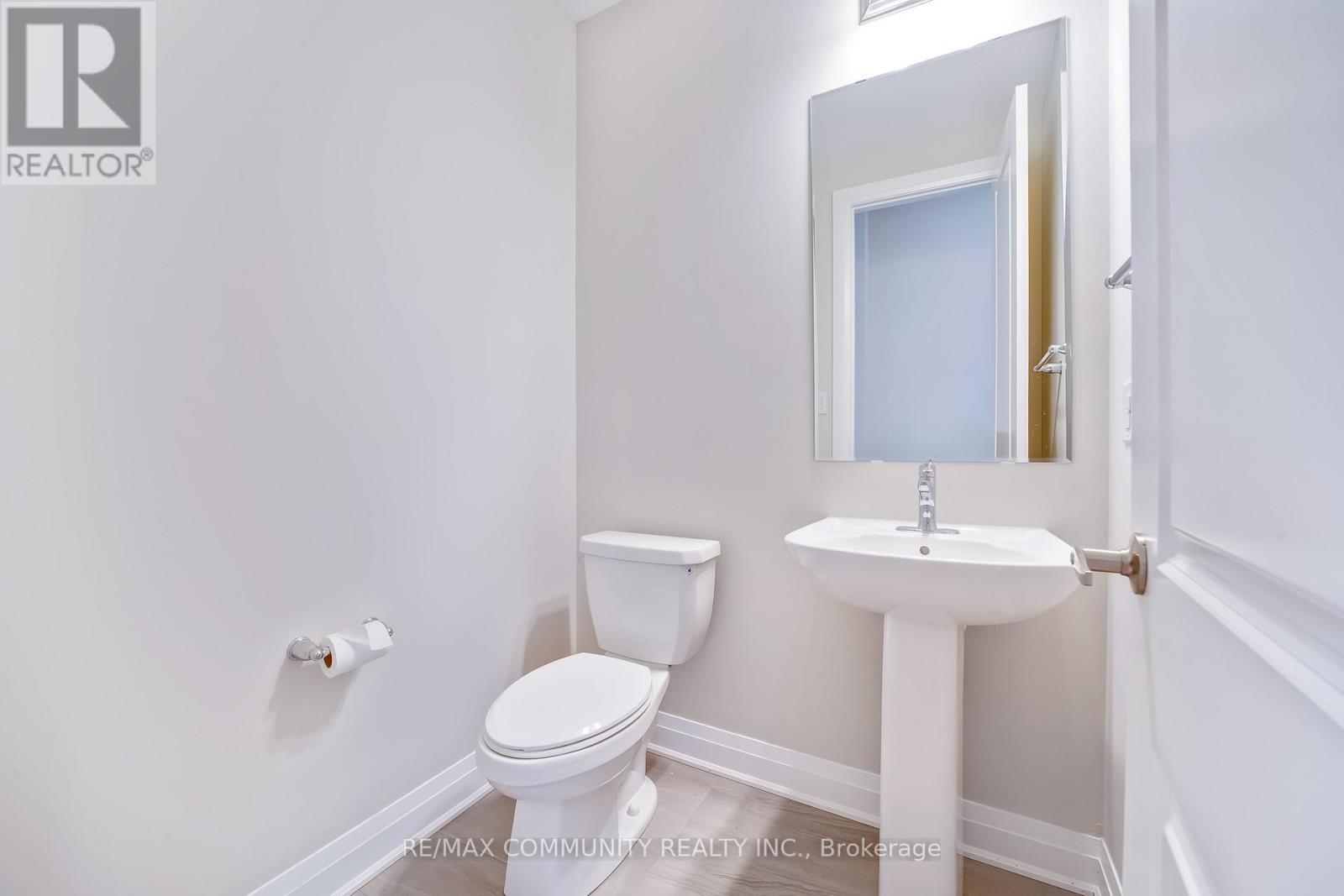 3328 Marchington Square, Pickering, Ontario  L1X 0T1 - Photo 16 - E13067364