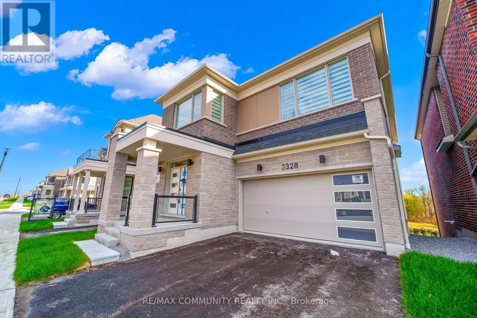 3328 Marchington Square, Pickering, Ontario  L1X 0T1 - Photo 4 - E13067364