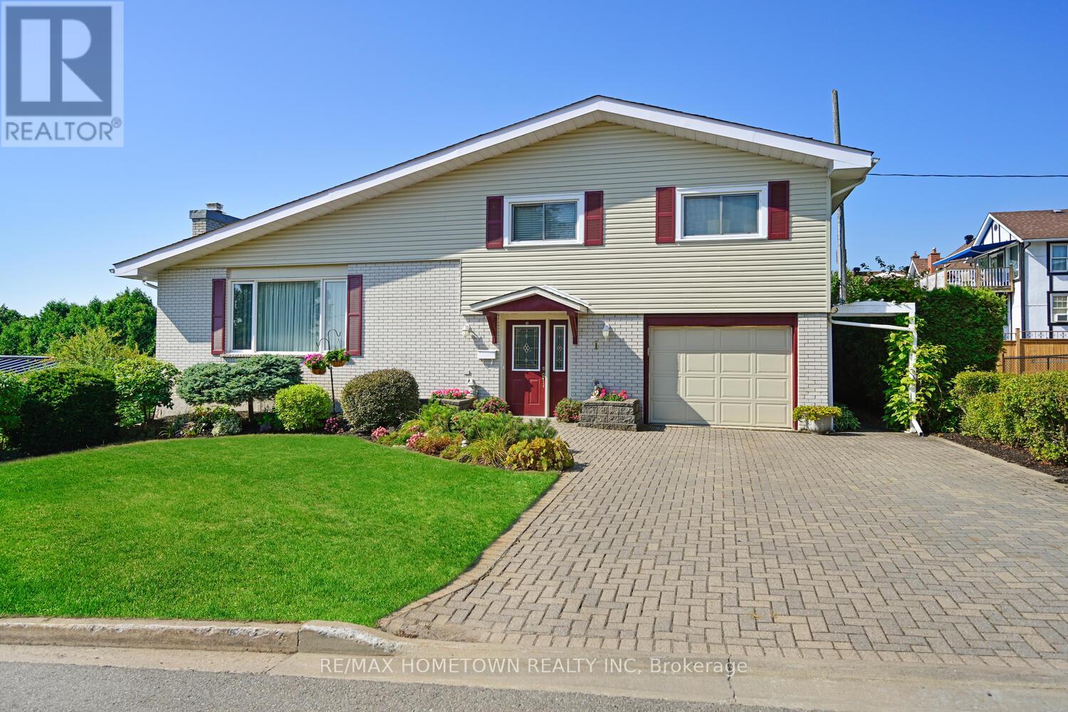1 Hardy Crescent, Brockville, Ontario  K6V 3A2 - Photo 1 - X13067362