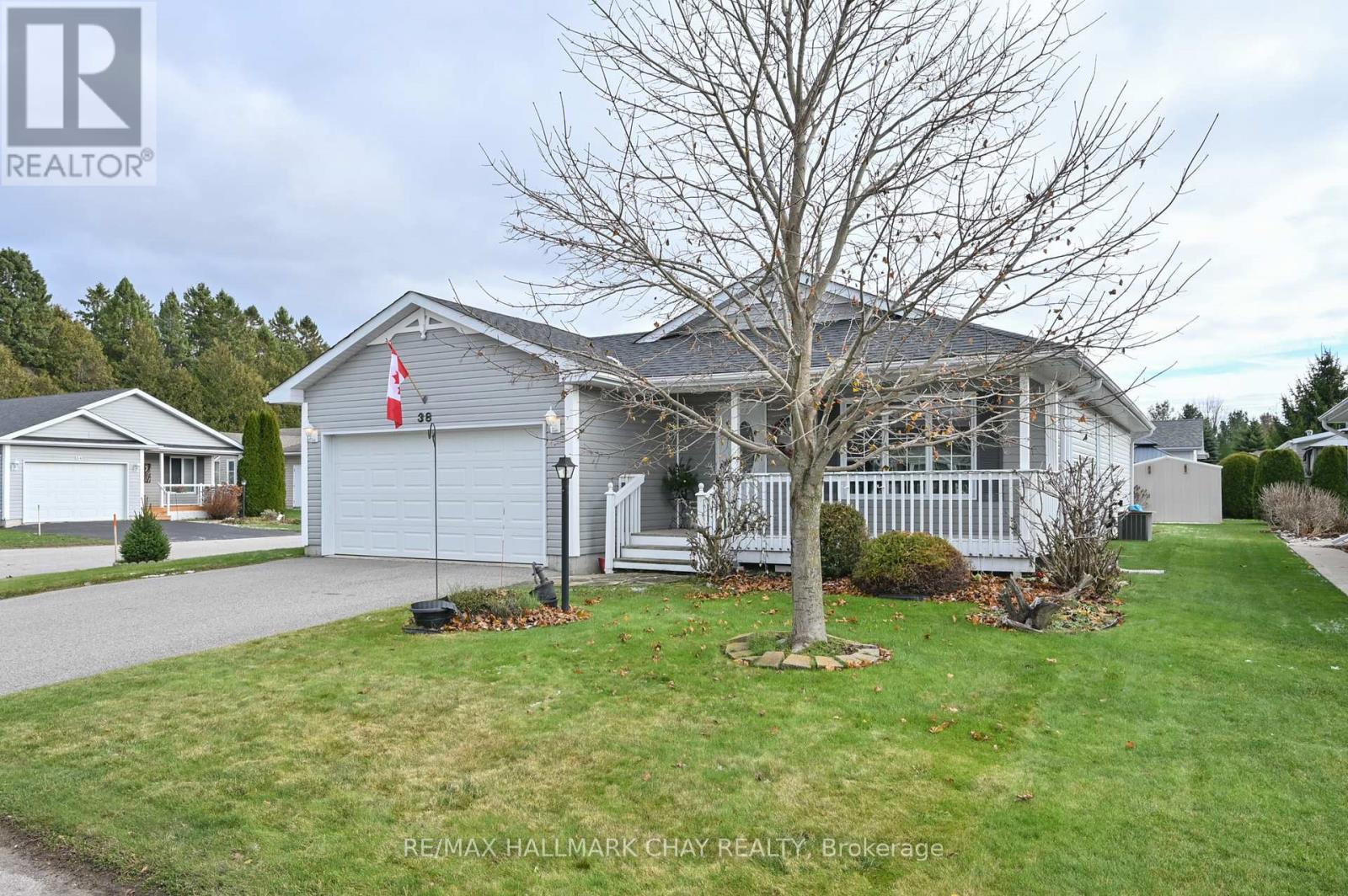38 Kentucky Avenue, Wasaga Beach, Ontario  L9Z 3A8 - Photo 2 - S13067148