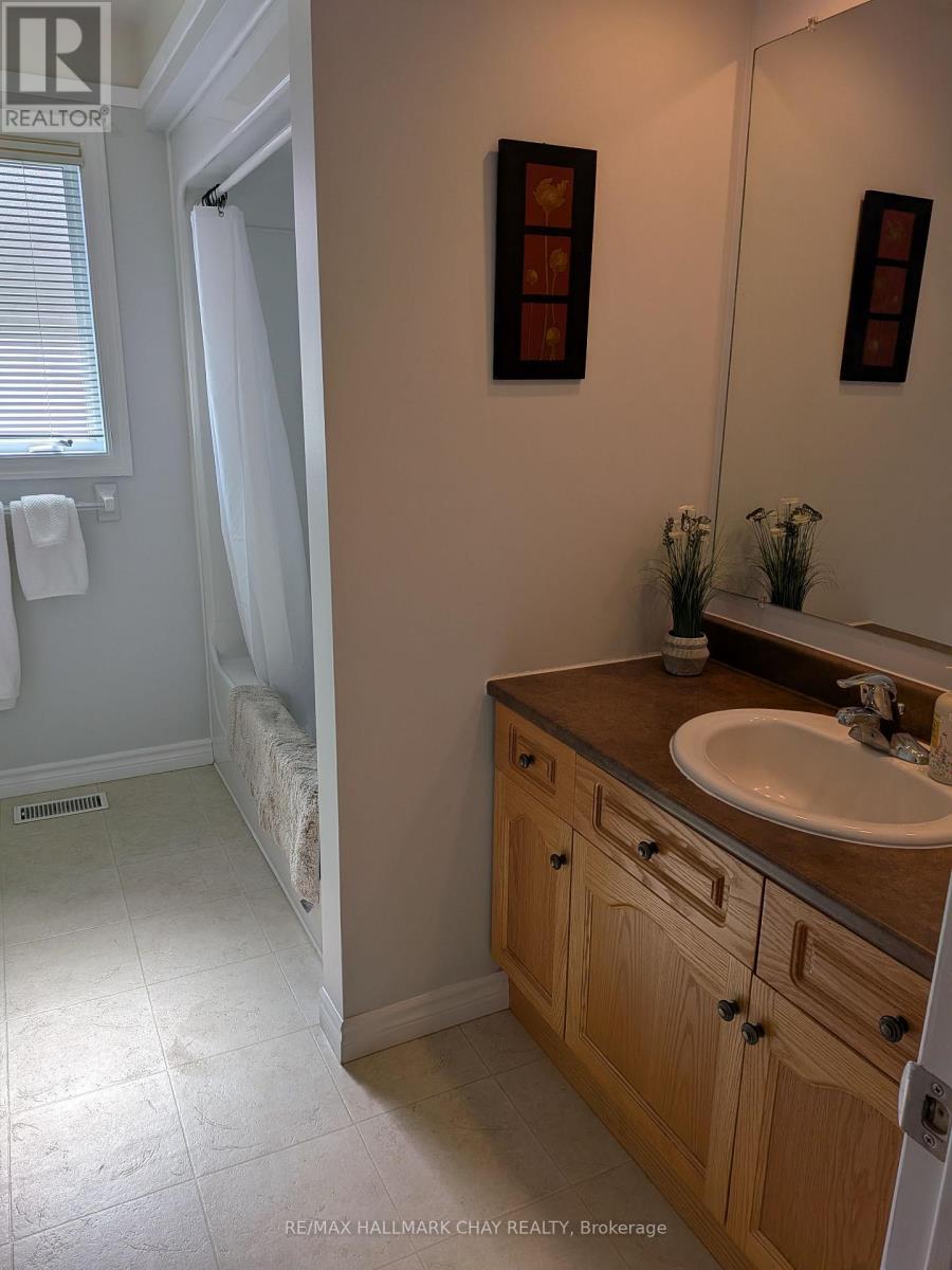 38 Kentucky Avenue, Wasaga Beach, Ontario  L9Z 3A8 - Photo 28 - S13067148