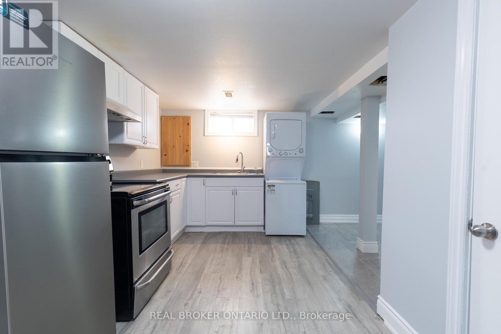 3 - 32 Grove Street W, Barrie (Queen's Park), Ontario  L4N 1M7 - Photo 2 - S13067378