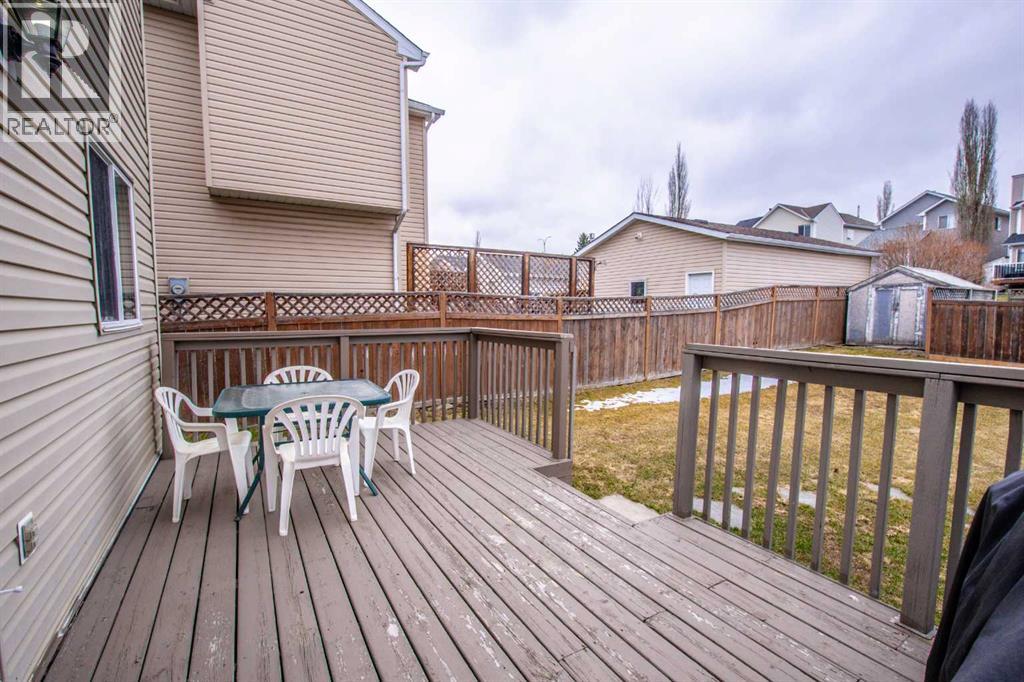 84 Hidden Green Nw, Calgary, Alberta  T3A 5K7 - Photo 30 - A2296267