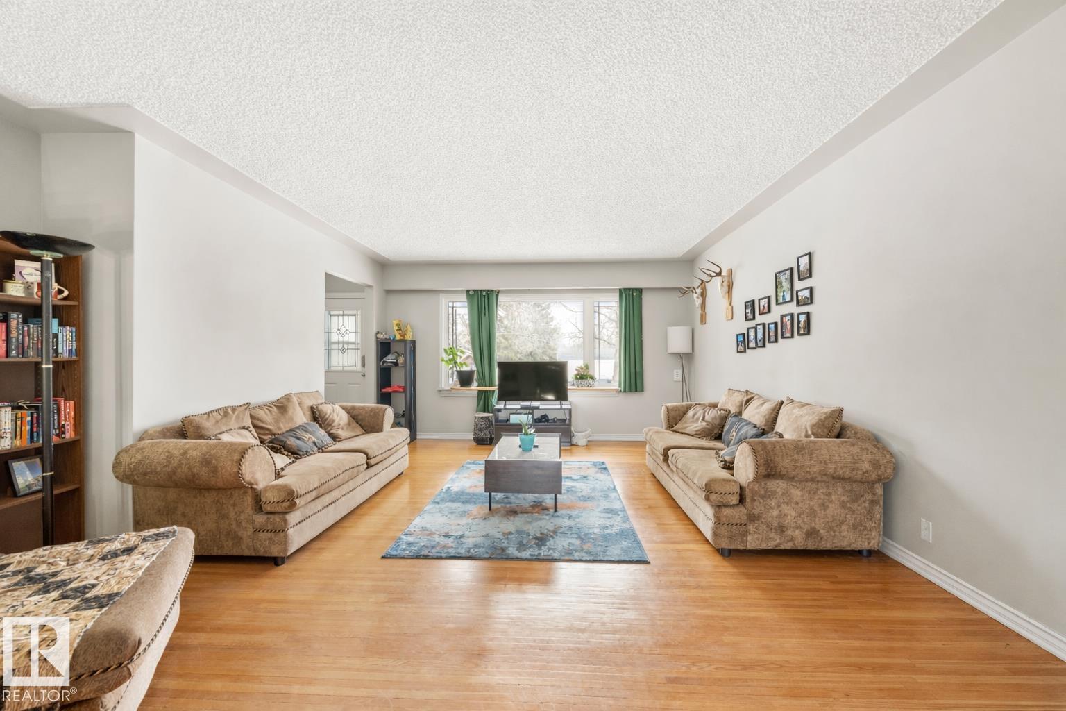13804 13808 119 Av Nw, Edmonton, Alberta  T5L 2N6 - Photo 4 - E4481484
