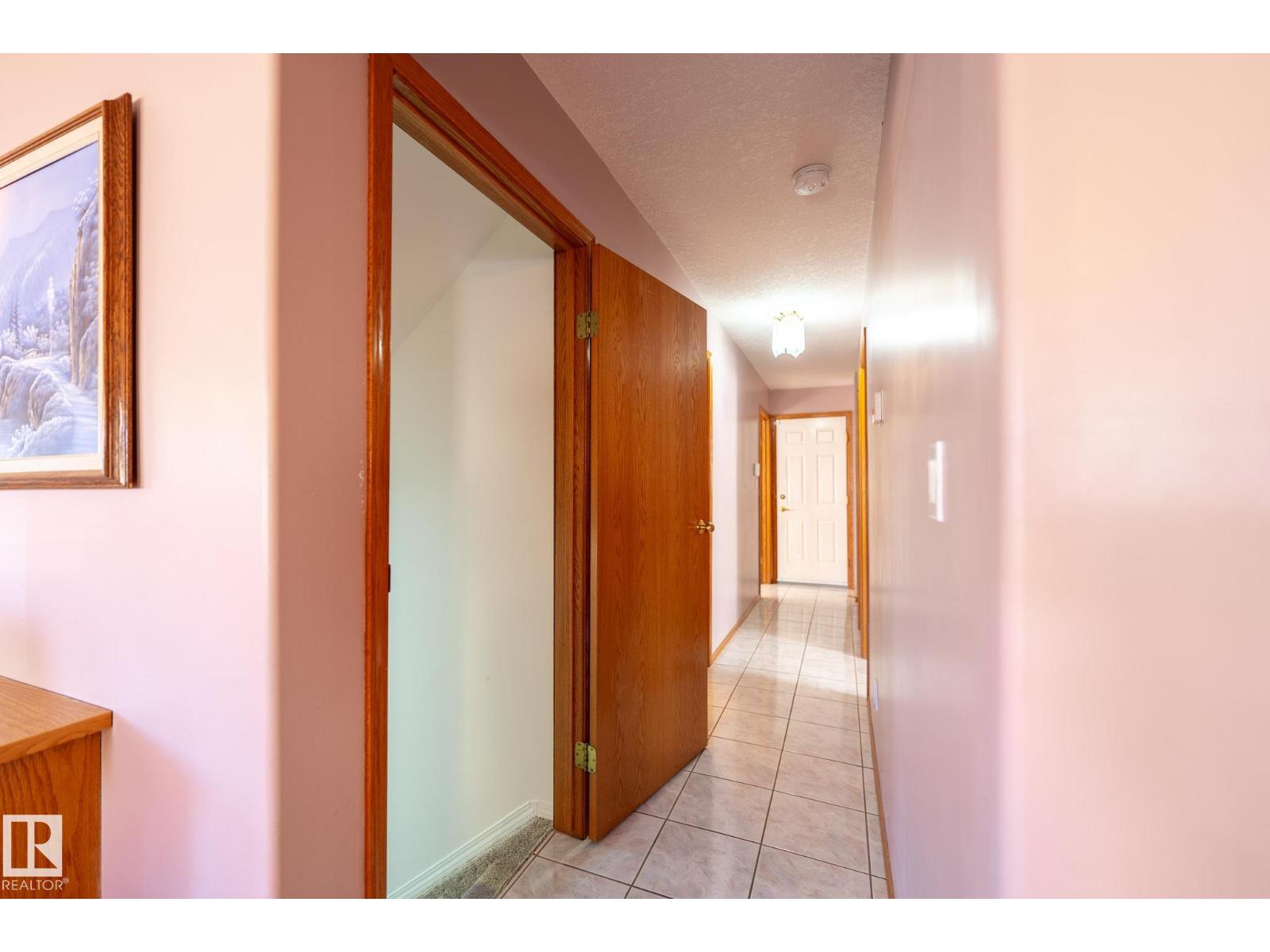 5736 161 Av Nw, Edmonton, Alberta  T5Y 2S9 - Photo 17 - E4485097