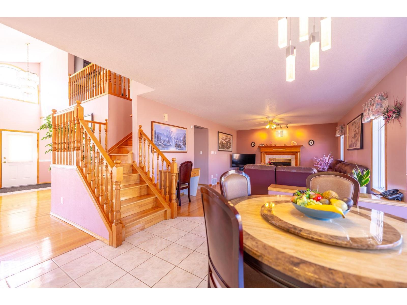 5736 161 Av Nw, Edmonton, Alberta  T5Y 2S9 - Photo 9 - E4485097