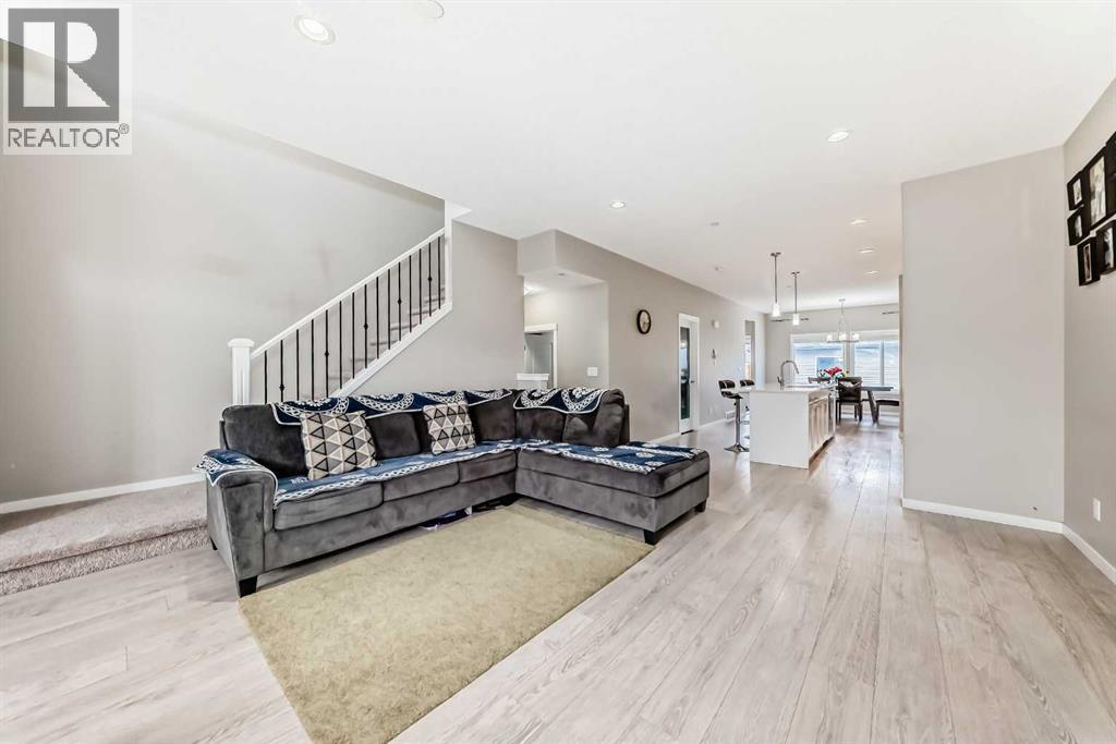 140 Howse Avenue NE, Calgary, Alberta  T3P 0W1 - Photo 11 - A2306518