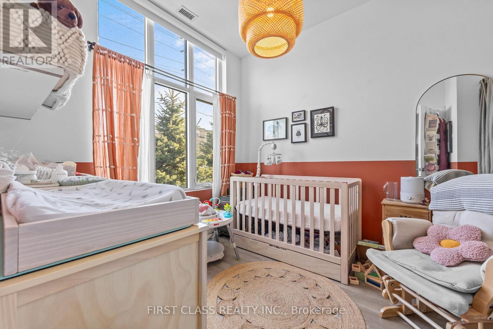 110 - 1 Neighbourhood Lane, Toronto, Ontario  M8Y 0C2 - Photo 11 - W13067160