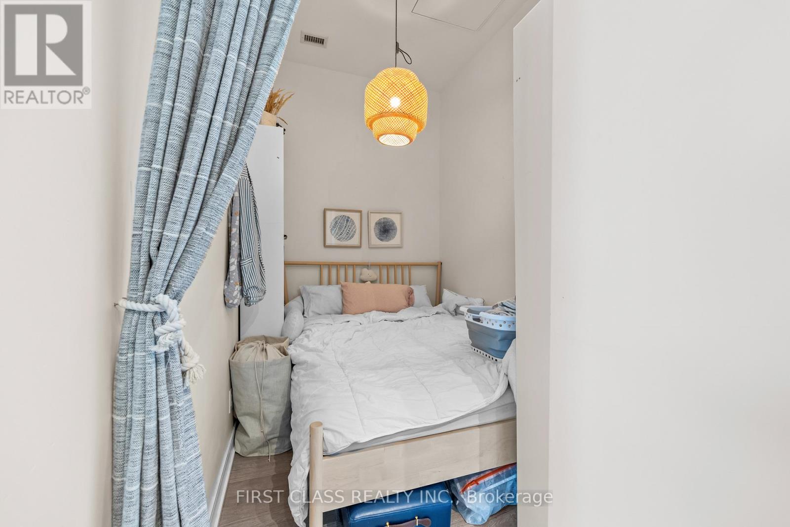 110 - 1 Neighbourhood Lane, Toronto, Ontario  M8Y 0C2 - Photo 13 - W13067160
