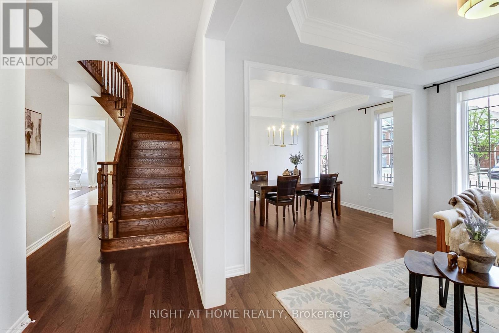 300 Mcgibbon Drive, Milton, Ontario  L9T 8V3 - Photo 5 - W13067272