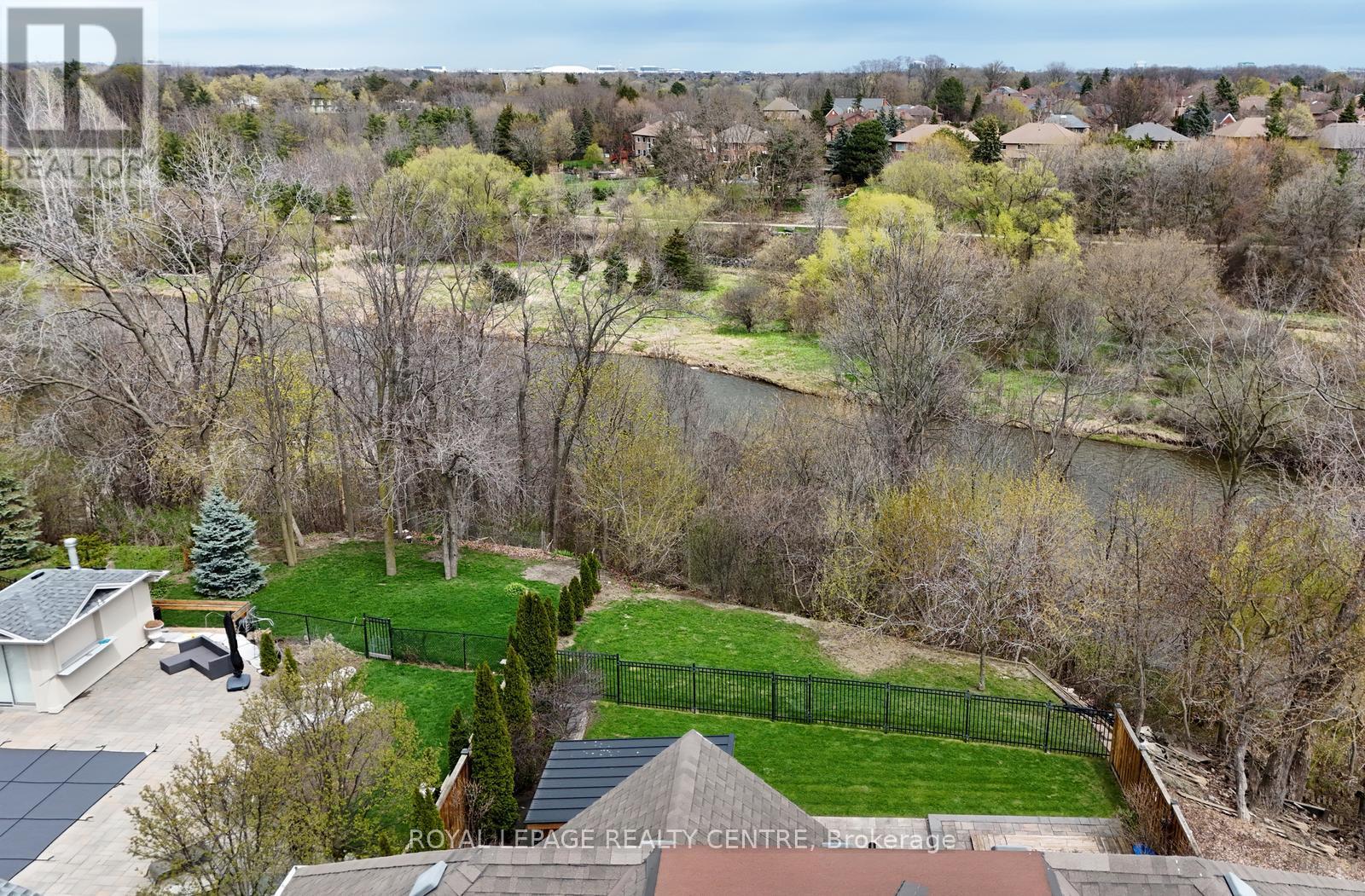 31 Plainsman Road, Mississauga, Ontario  L5N 1C4 - Photo 3 - W13067290