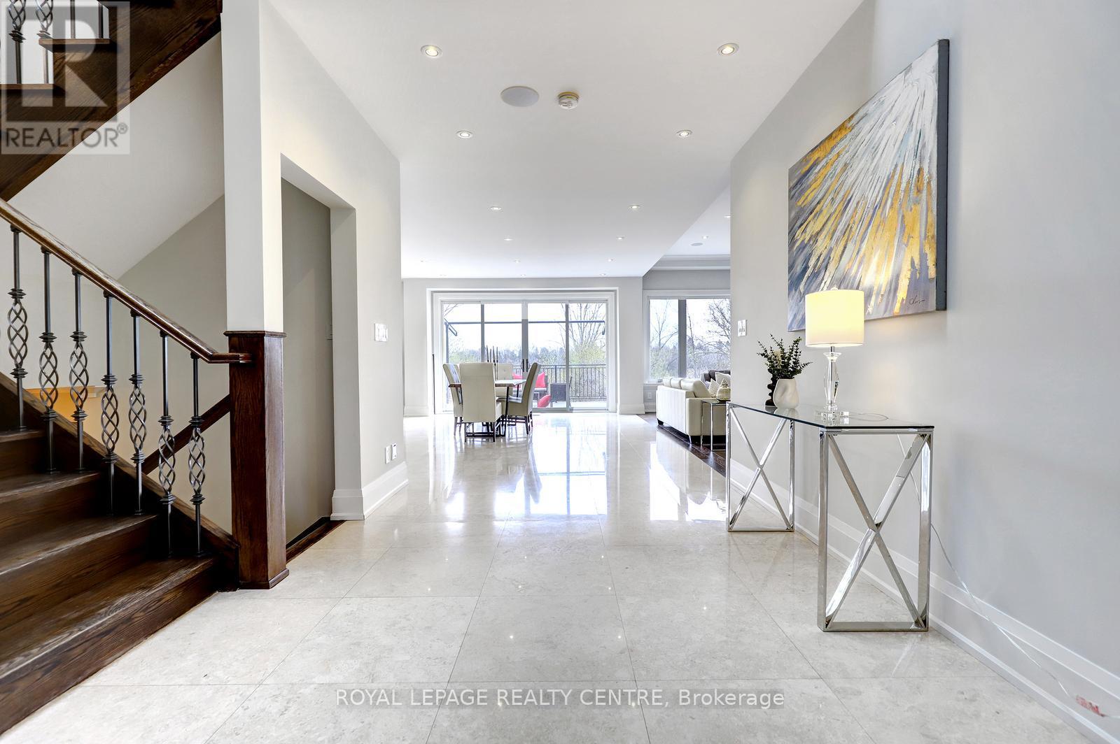 31 Plainsman Road, Mississauga, Ontario  L5N 1C4 - Photo 7 - W13067290