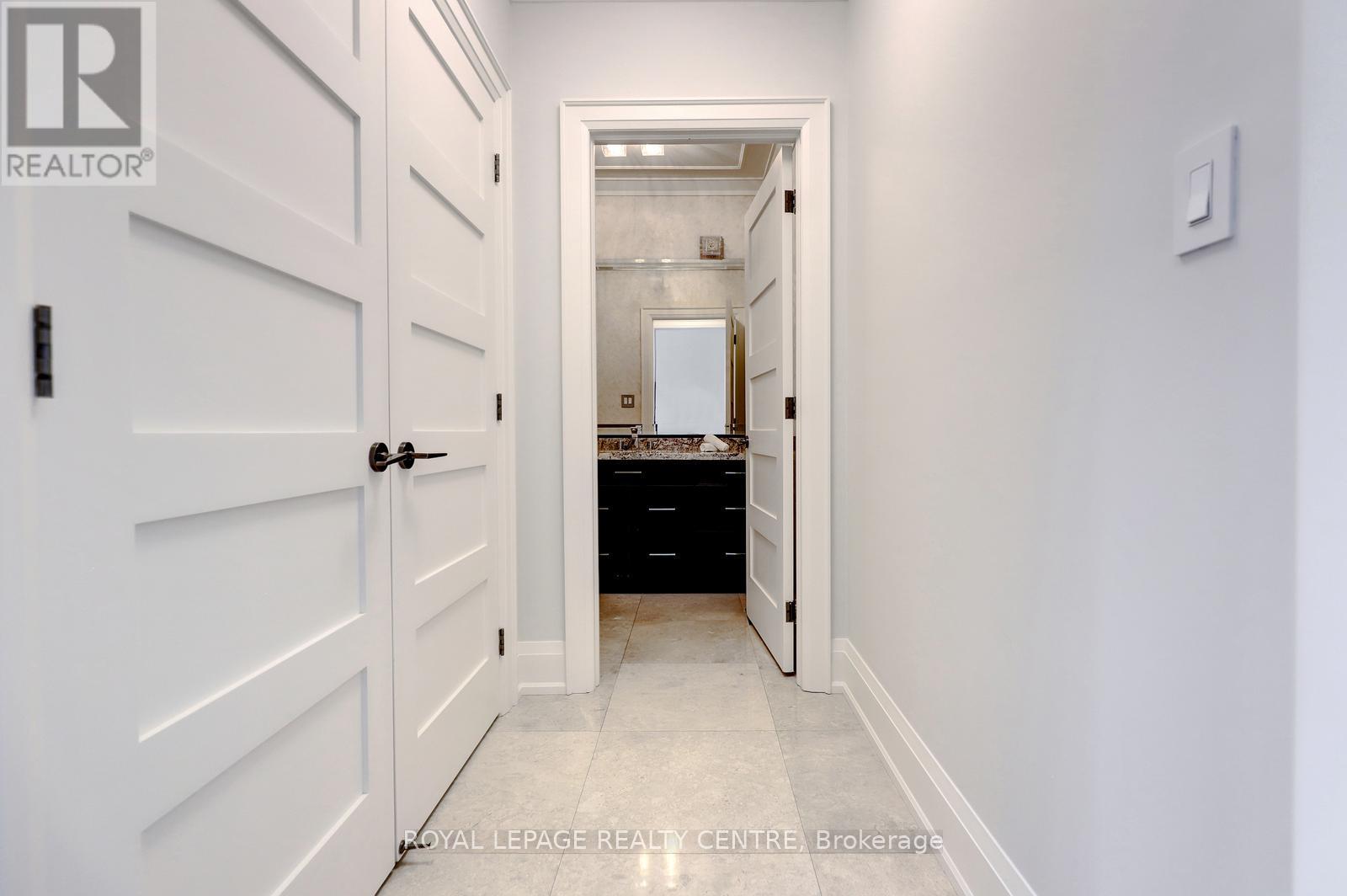31 Plainsman Road, Mississauga, Ontario  L5N 1C4 - Photo 8 - W13067290