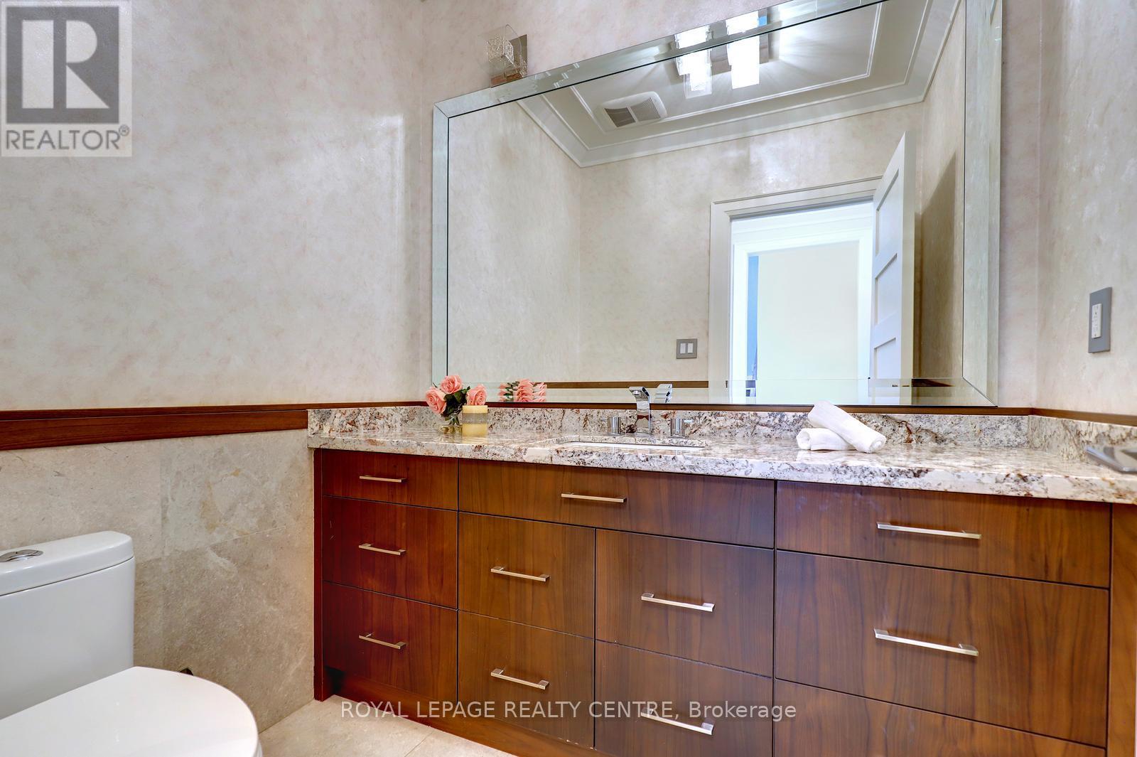 31 Plainsman Road, Mississauga, Ontario  L5N 1C4 - Photo 9 - W13067290