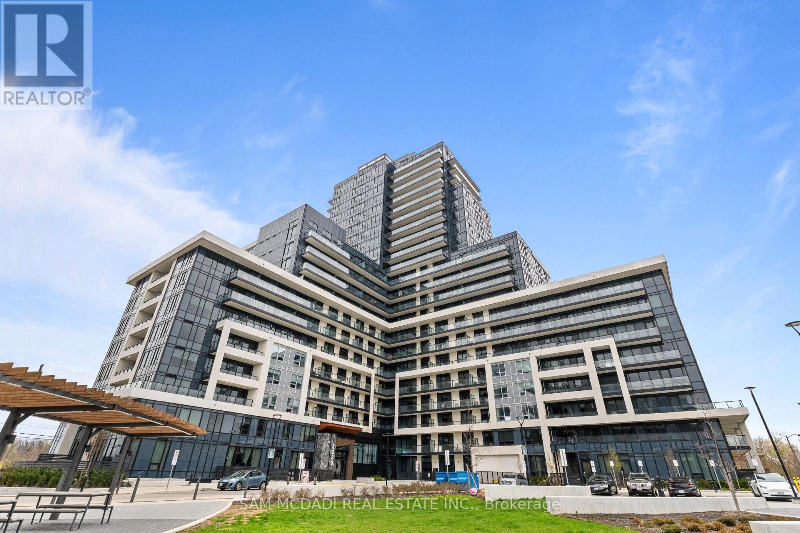 2202 - 3220 WILLIAM COLTSON AVENUE, Oakville, Ontario