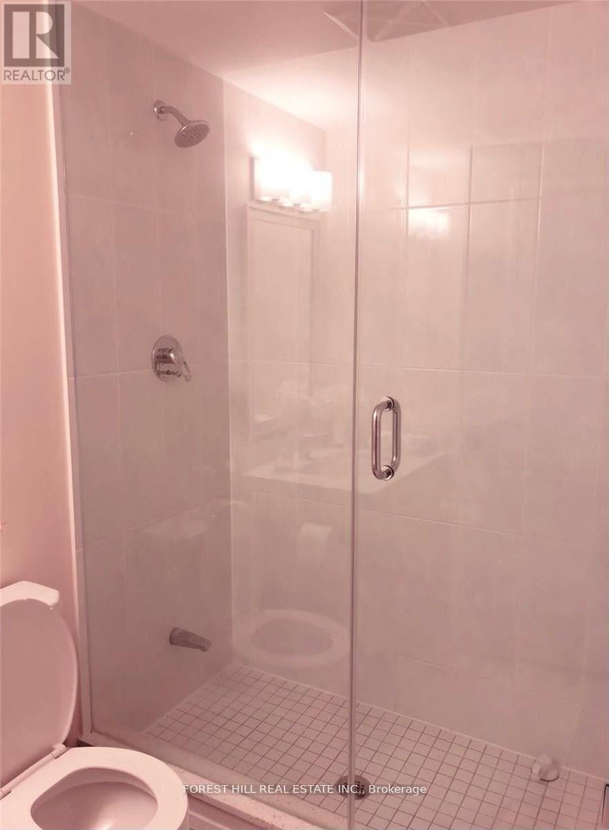 1307 - 55 Eglinton Avenue W, Mississauga, Ontario  L5R 0E4 - Photo 18 - W13067368