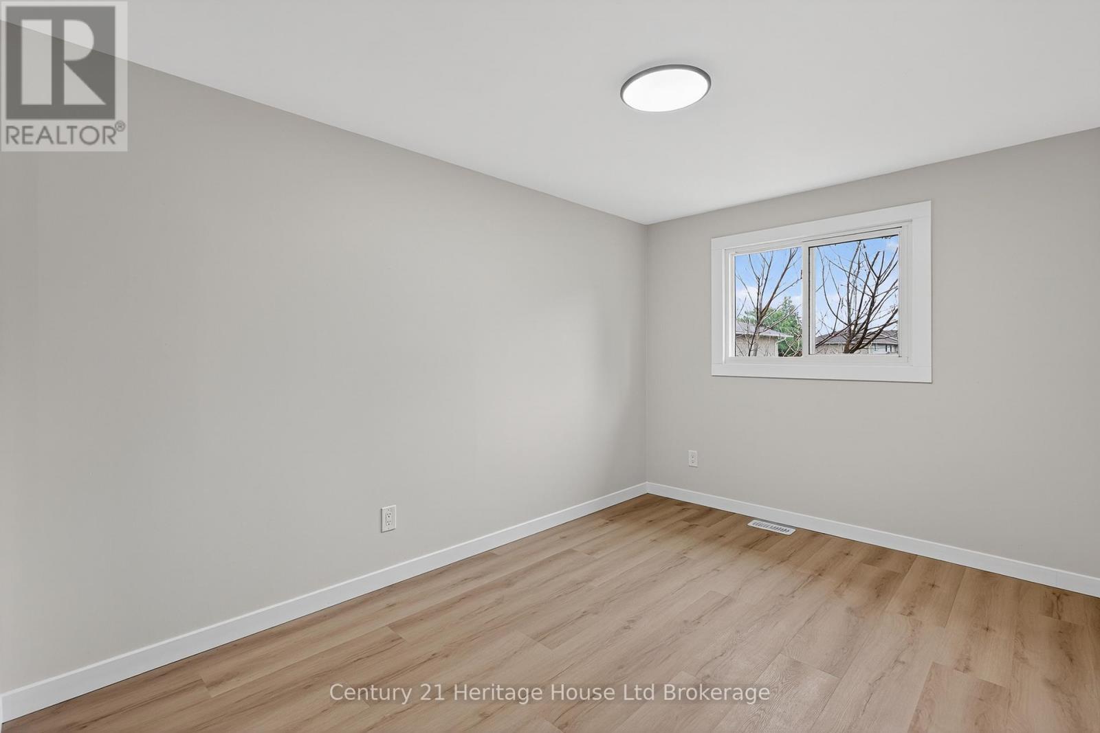 3 - 1040 Canfield Crescent, Woodstock, Ontario  N4S 8P3 - Photo 19 - X13063642