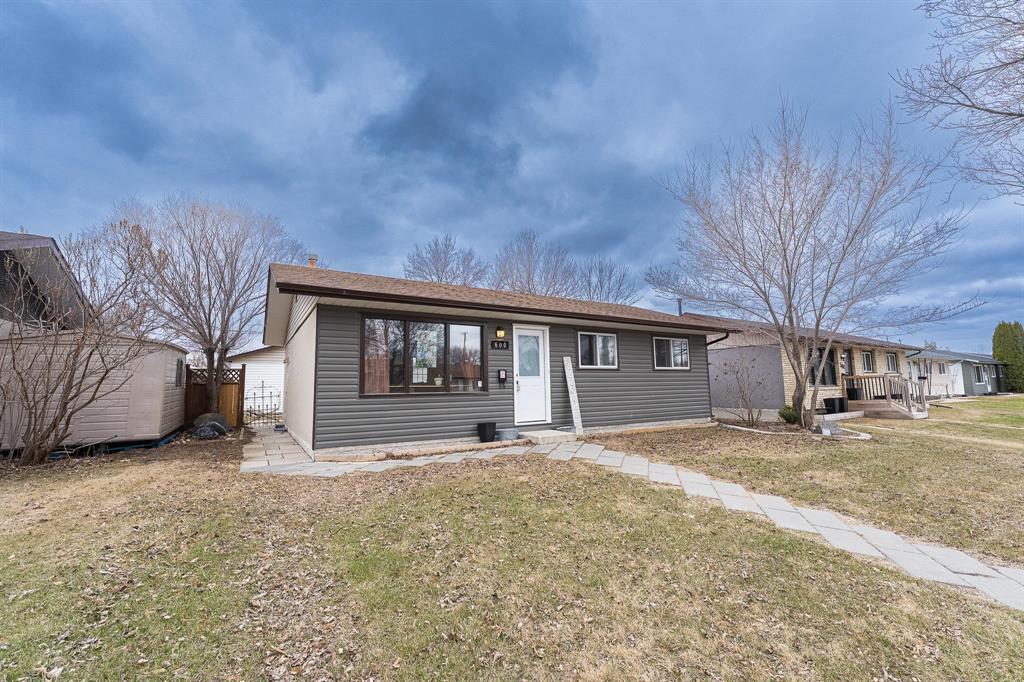 600 Mcmeans Avenue E, Winnipeg, Manitoba  R2C 0X7 - Photo 1 - 202608911
