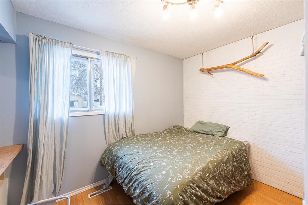 600 Mcmeans Avenue E, Winnipeg, Manitoba  R2C 0X7 - Photo 11 - 202608911