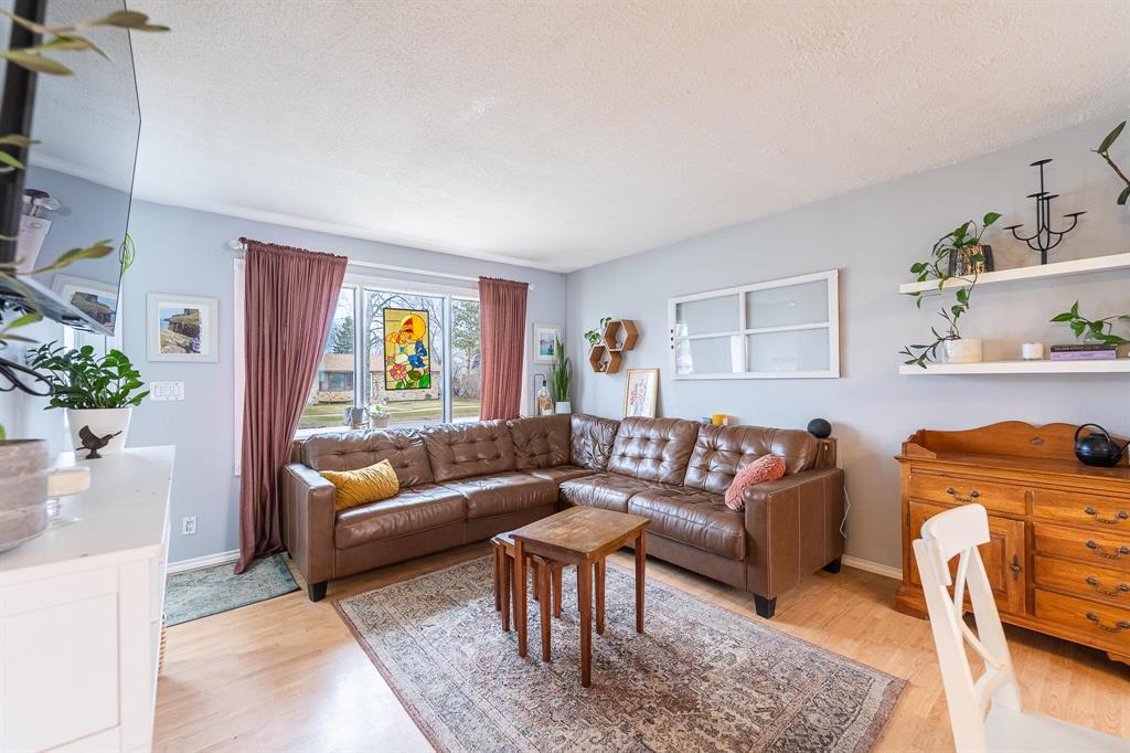 600 Mcmeans Avenue E, Winnipeg, Manitoba  R2C 0X7 - Photo 2 - 202608911
