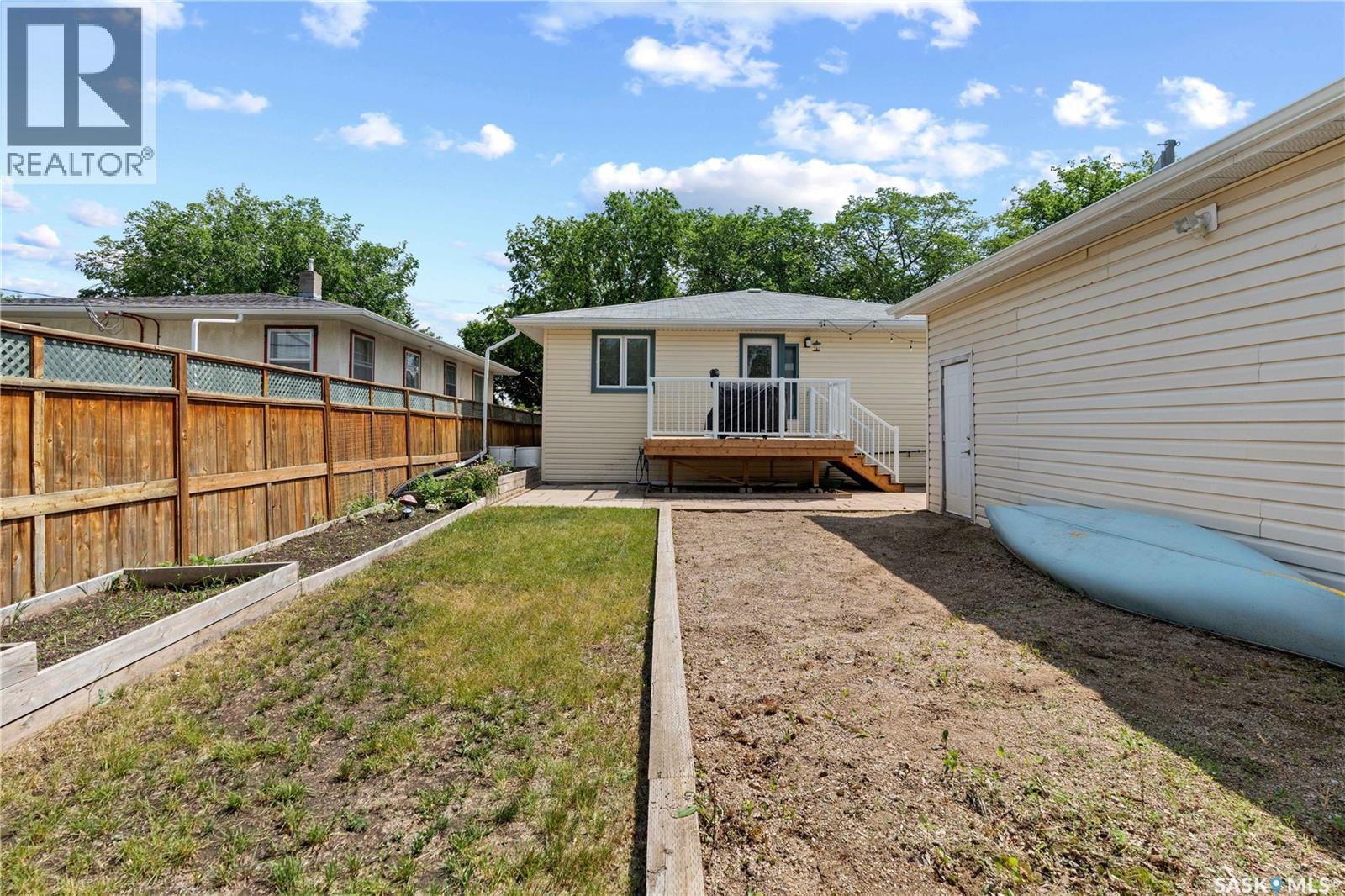 2440 Francis Street, Regina, Saskatchewan  S4N 2P9 - Photo 38 - SK034527