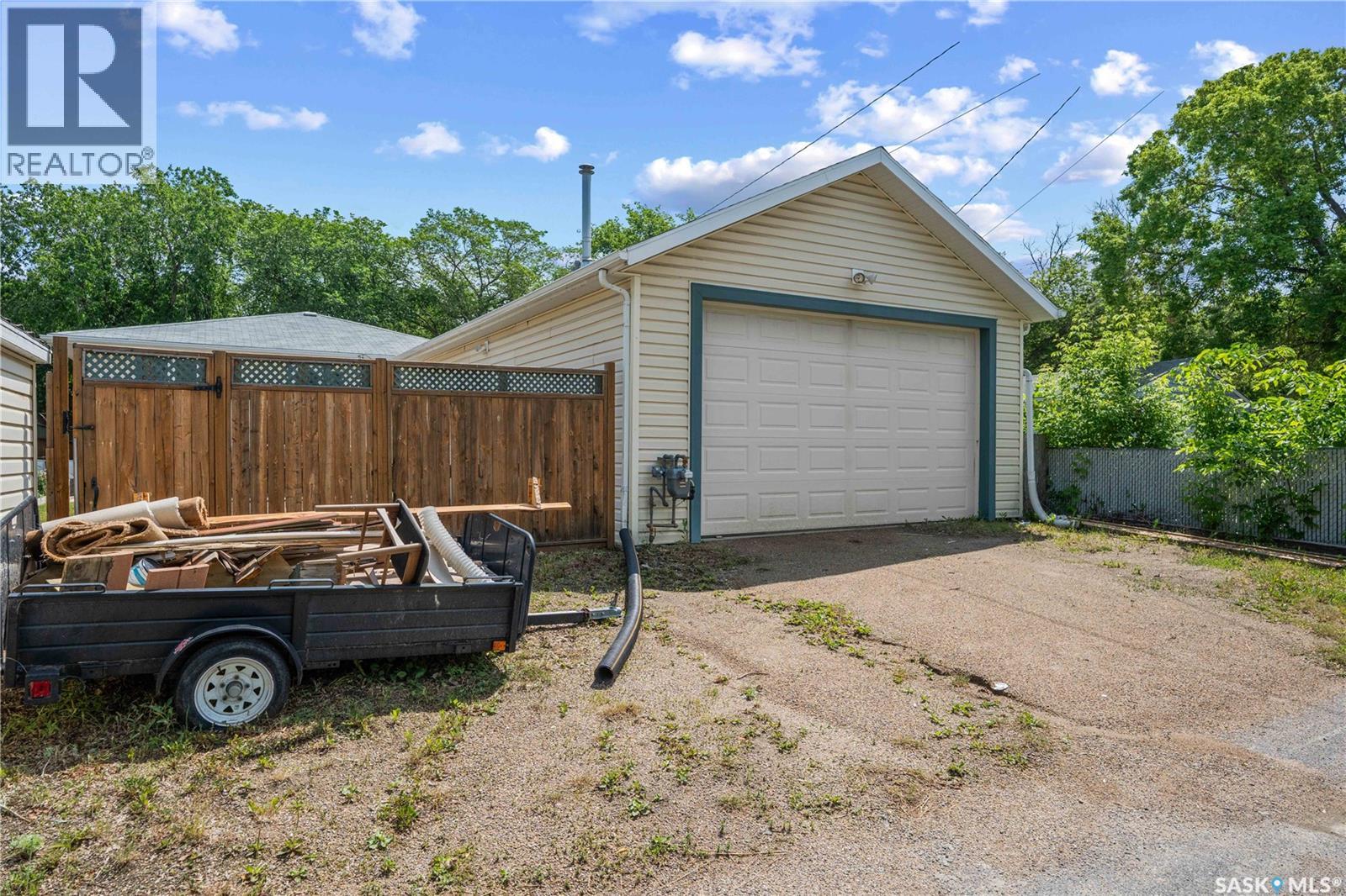2440 Francis Street, Regina, Saskatchewan  S4N 2P9 - Photo 41 - SK034527