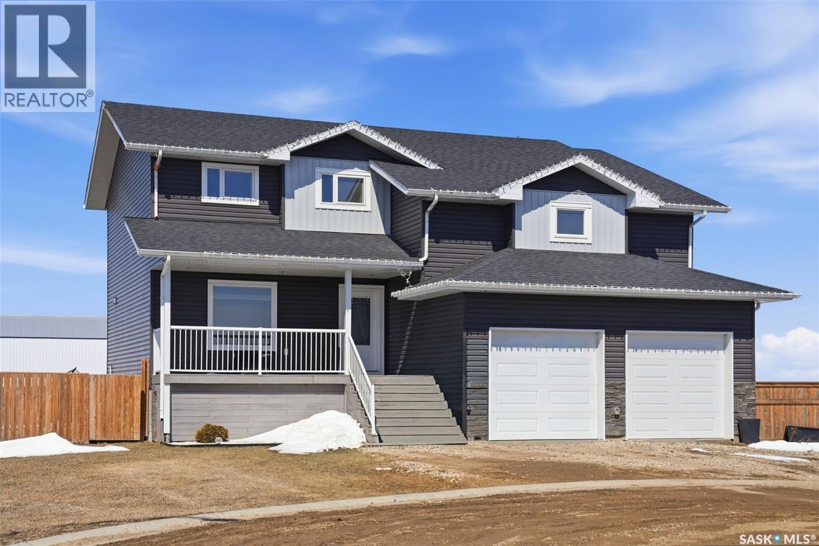 321 Hamm Court, Aberdeen, Saskatchewan  S0K 0A0 - Photo 2 - SK034496