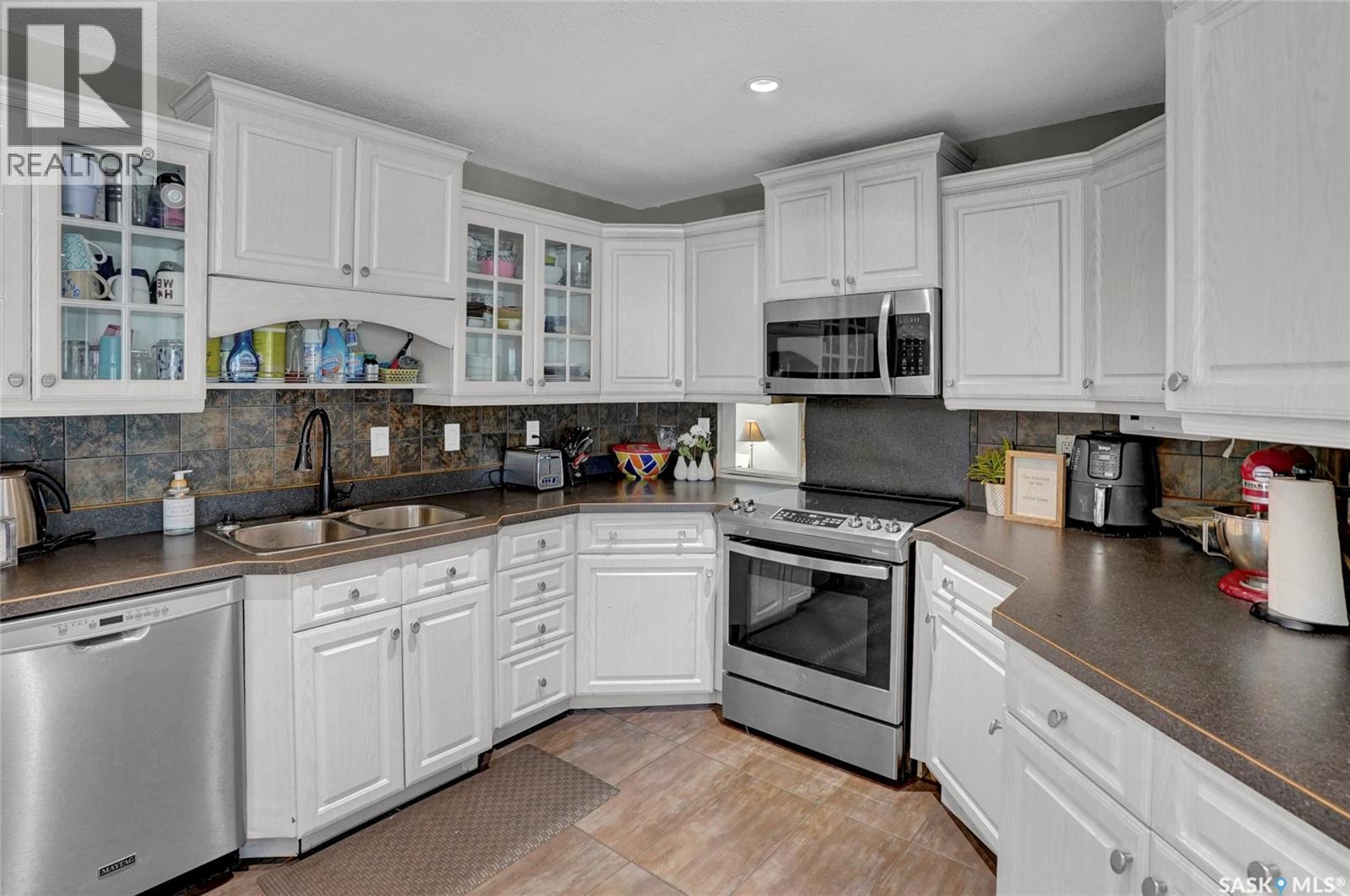 1614 11th Avenue Nw, Moose Jaw, Saskatchewan  S6H 6W9 - Photo 21 - SK034327