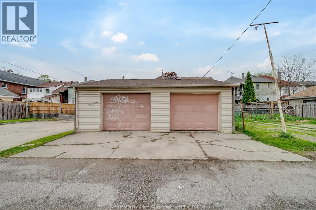 748 Moy, Windsor, Ontario  N9A 2N6 - Photo 39 - 26009562
