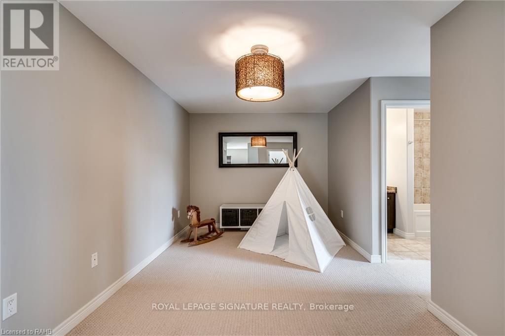 8 Blue Ribbon Way, Hamilton, Ontario  L0R 1C0 - Photo 15 - X13067192