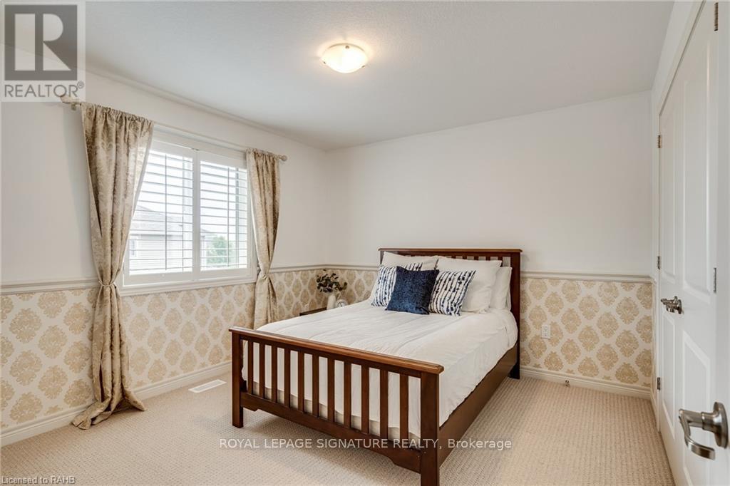 8 Blue Ribbon Way, Hamilton, Ontario  L0R 1C0 - Photo 19 - X13067192