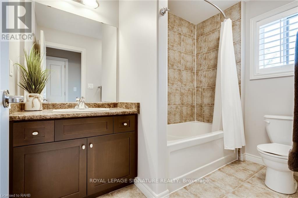 8 Blue Ribbon Way, Hamilton, Ontario  L0R 1C0 - Photo 20 - X13067192
