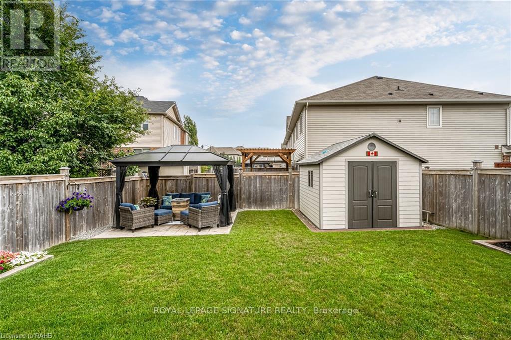 8 Blue Ribbon Way, Hamilton, Ontario  L0R 1C0 - Photo 24 - X13067192