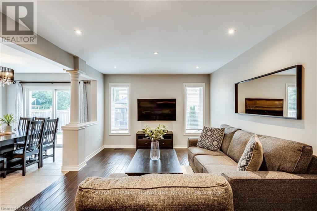 8 Blue Ribbon Way, Hamilton, Ontario  L0R 1C0 - Photo 7 - X13067192