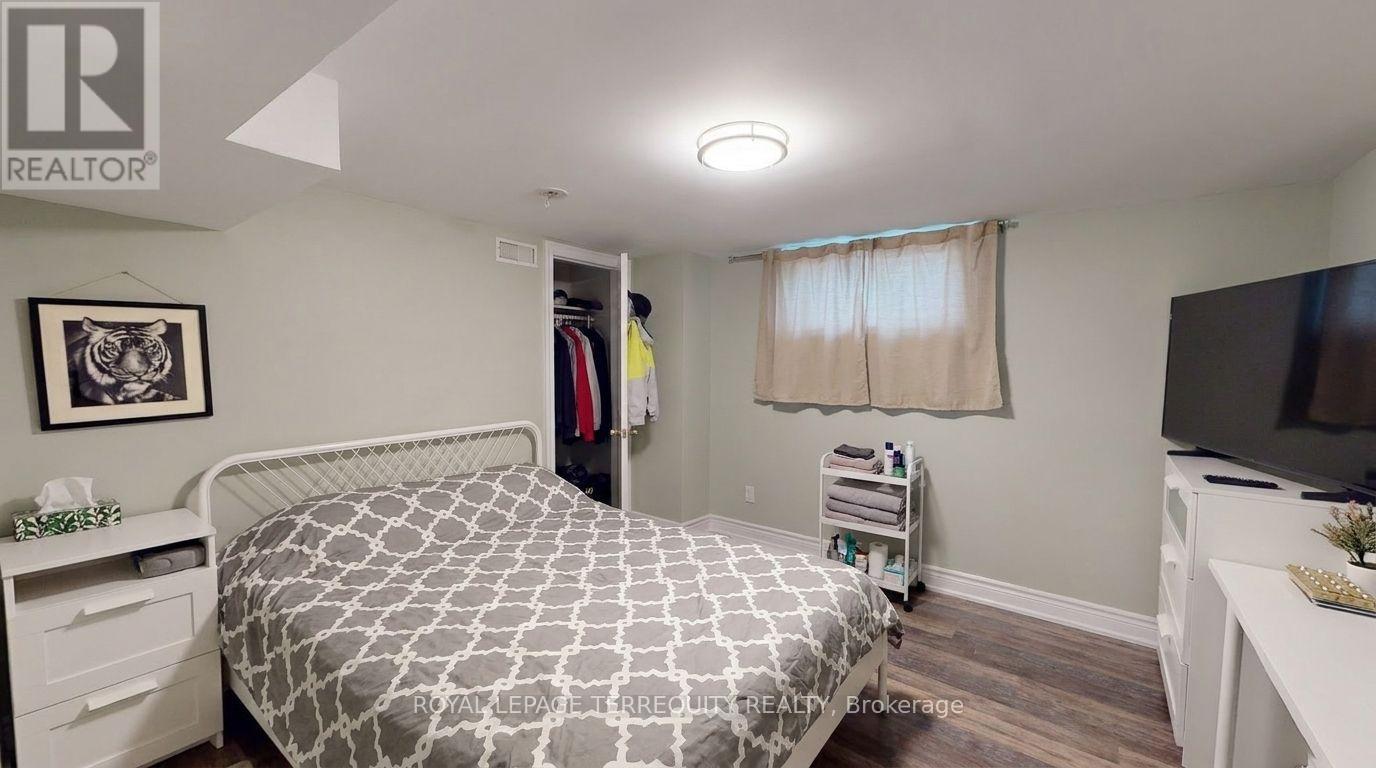582 Hyacinthe Boulevard, Mississauga, Ontario  L5A 2C3 - Photo 41 - W13046834