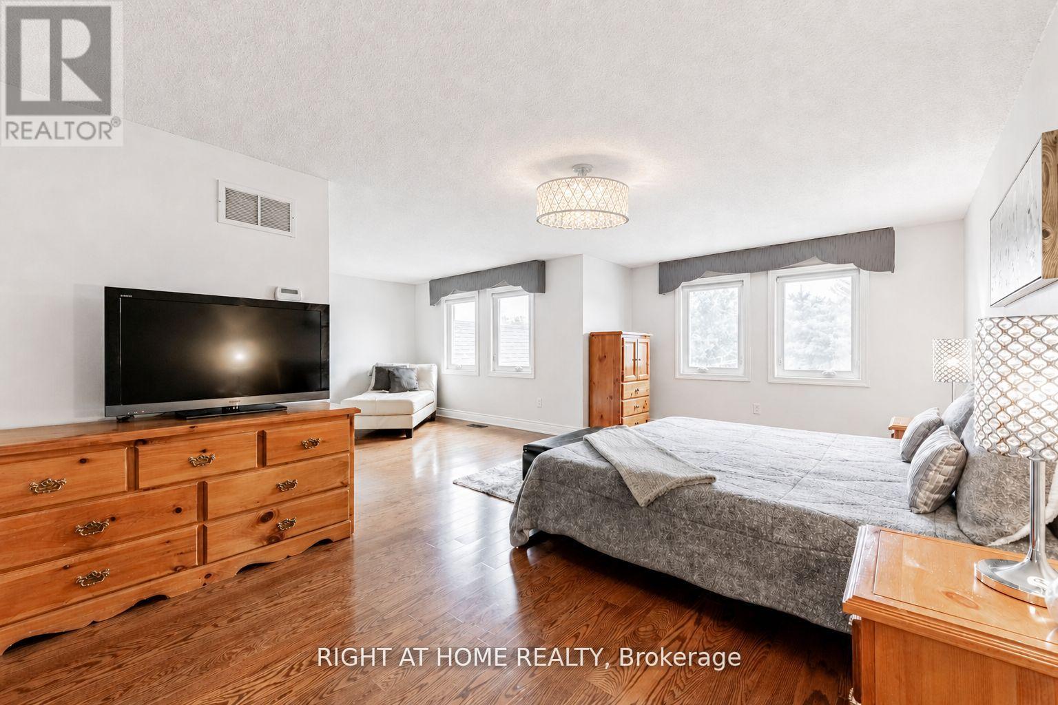 3655 Loyalist Drive, Mississauga, Ontario  L5L 4T6 - Photo 32 - W13033586