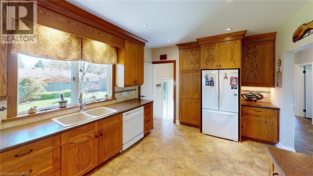 16 Daleview Crescent, Fonthill, Ontario  L0S 1E0 - Photo 6 - 40825627