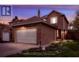 15 STOCKBRIDGE CRESCENT, Ajax, Ontario
