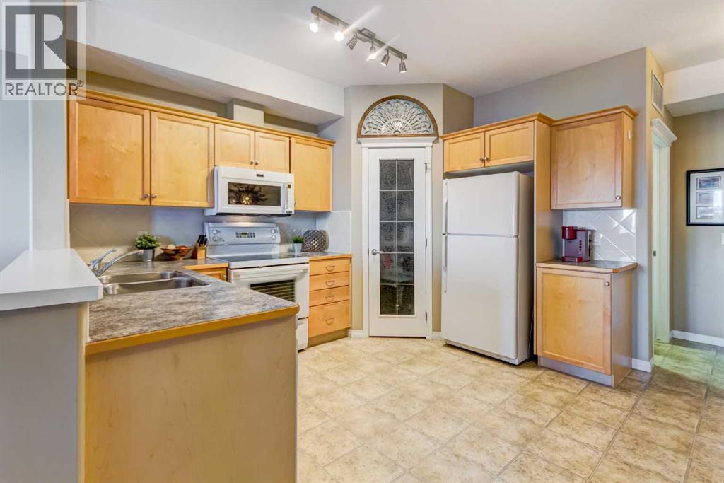 413, 15 Everstone Drive Sw, Calgary, Alberta  T2Y 5B5 - Photo 4 - A2285505