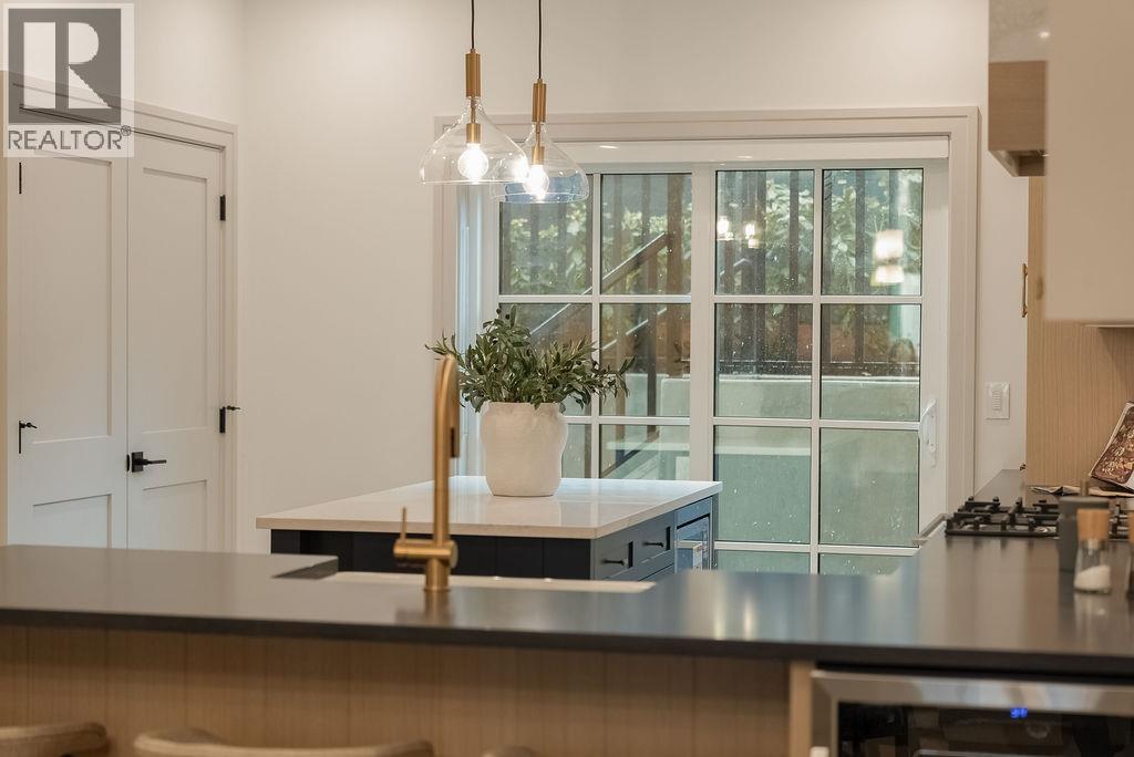 2540 Grant Street, Vancouver, British Columbia  V5K 3G7 - Photo 35 - R3111867