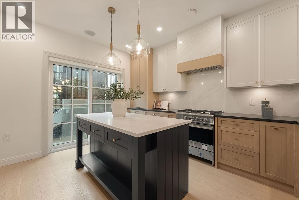 2540 Grant Street, Vancouver, British Columbia  V5K 3G7 - Photo 10 - R3111867
