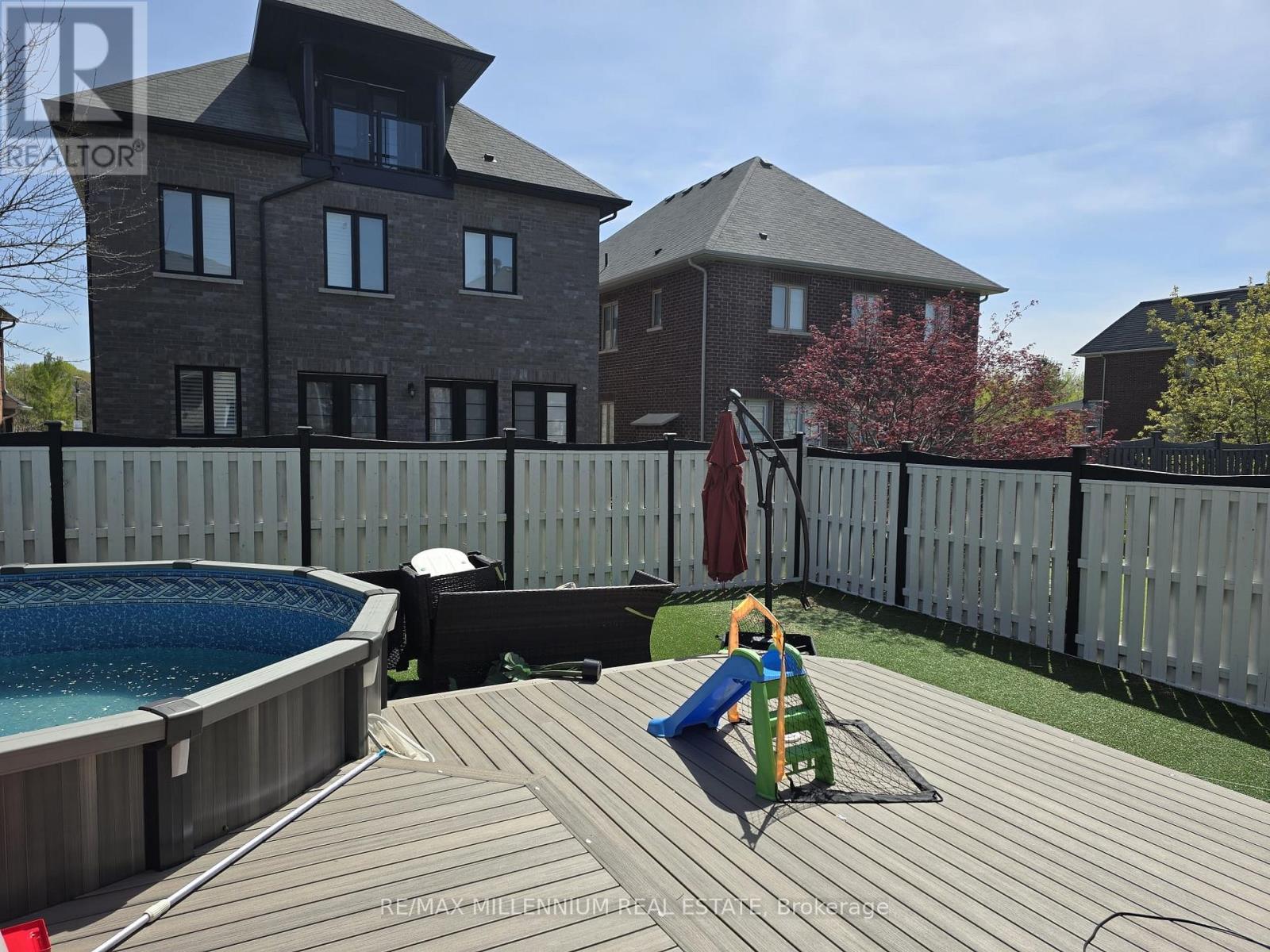 79 Laurier Avenue, Richmond Hill, Ontario  L4E 4P5 - Photo 11 - N13046028