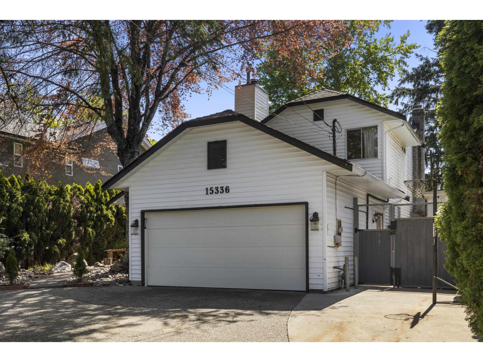 15336 112 Avenue, Surrey, British Columbia  V3R 8Y8 - Photo 2 - R3117028