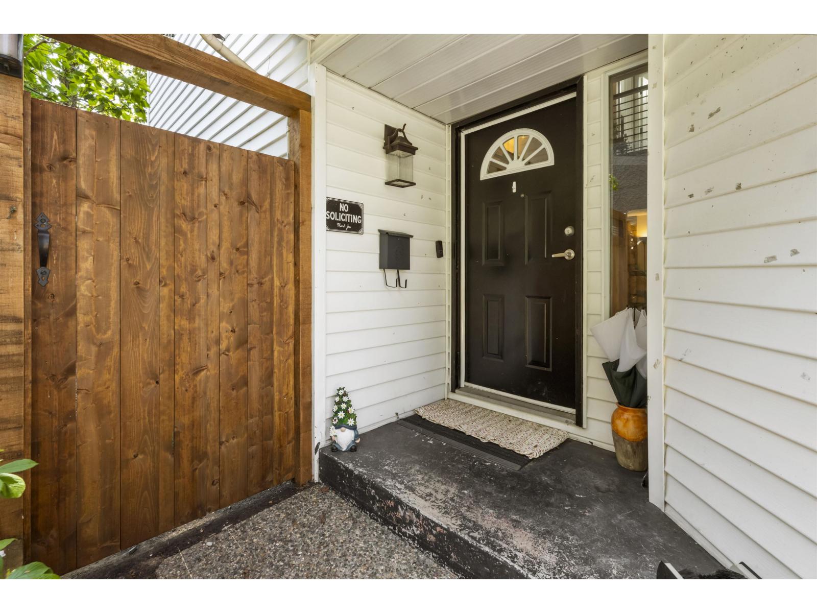 15336 112 Avenue, Surrey, British Columbia  V3R 8Y8 - Photo 5 - R3117028