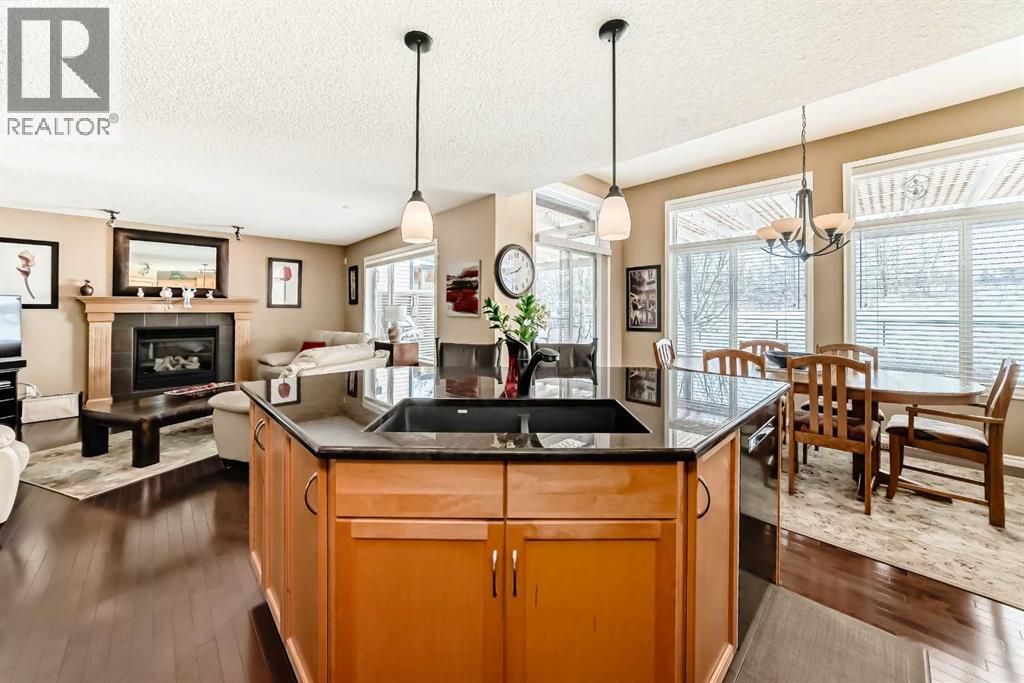 41 Kincora Drive NW, Calgary, Alberta  T3R 1L2 - Photo 5 - A2296531