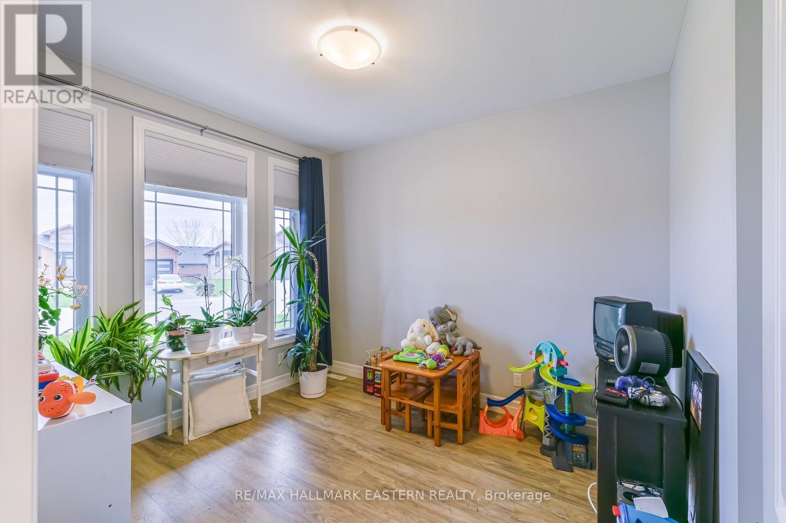 97 Northumberland Boulevard, Quinte West, Ontario  K8V 0K9 - Photo 10 - X13067454