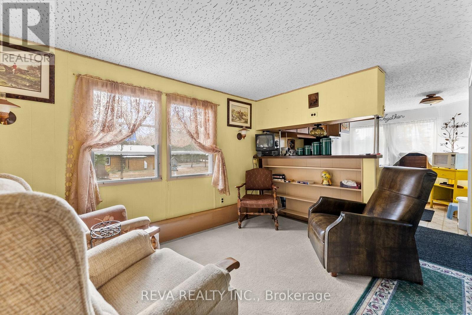 15 Center Road, Hastings Highlands (Mcclure Ward), Ontario  K0L 2K0 - Photo 5 - X13067496